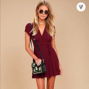 Lulus Good to Go Burgundy Short Sleeve Surplice Dress